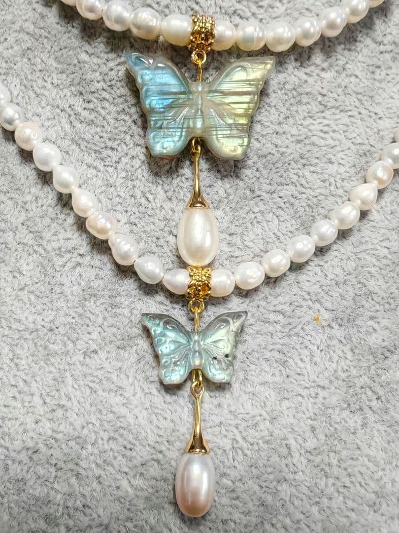 极美品♥天然石 天然淡水パールラブラドライト 彫刻 蝶♥ネックレス 強光沢感