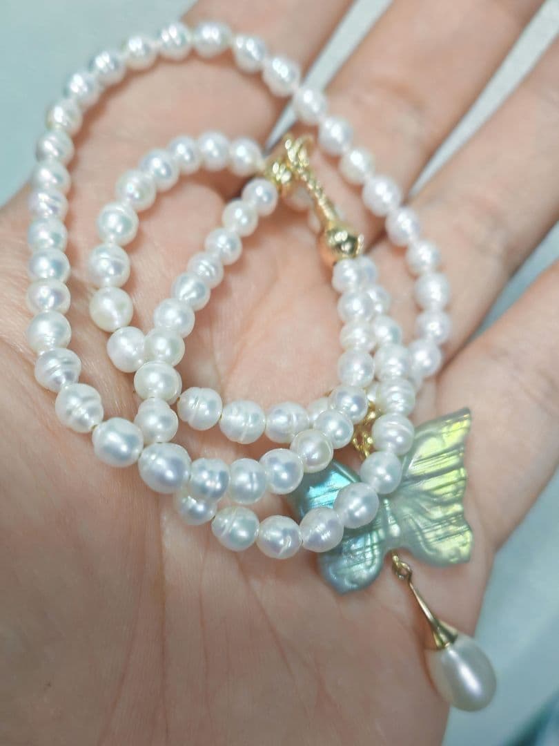 极美品♥天然石 天然淡水パールラブラドライト 彫刻 蝶♥ネックレス 強光沢感