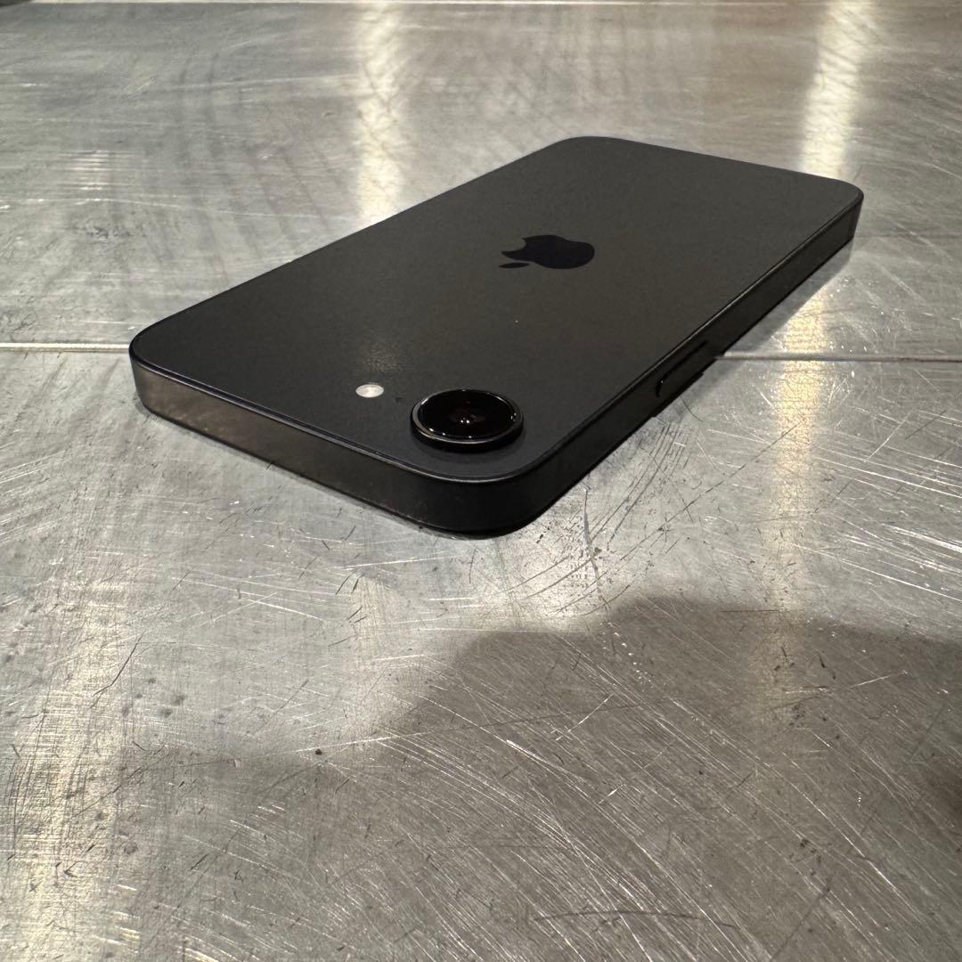 スマートフォン本体 iPhone 16e 128GB Black