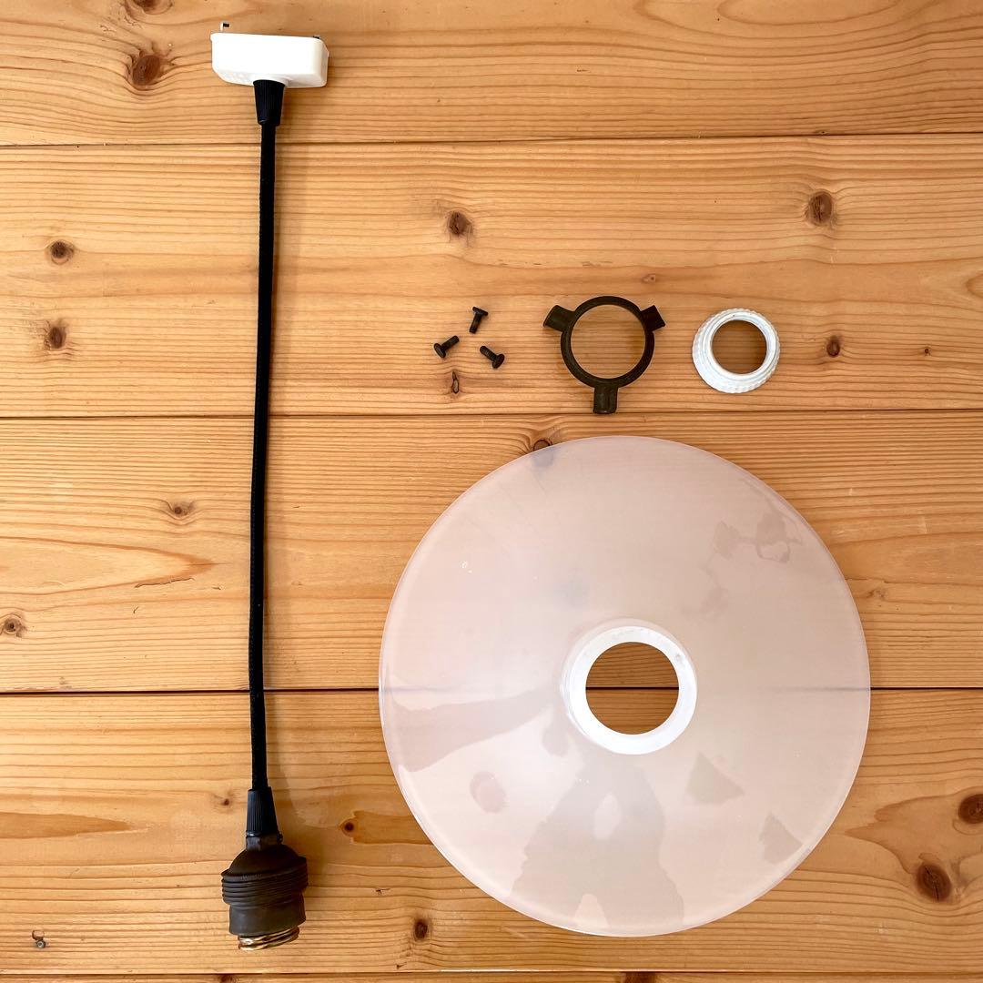 ペンダントライト　ミルクガラス製　昭和レトロ　23cm