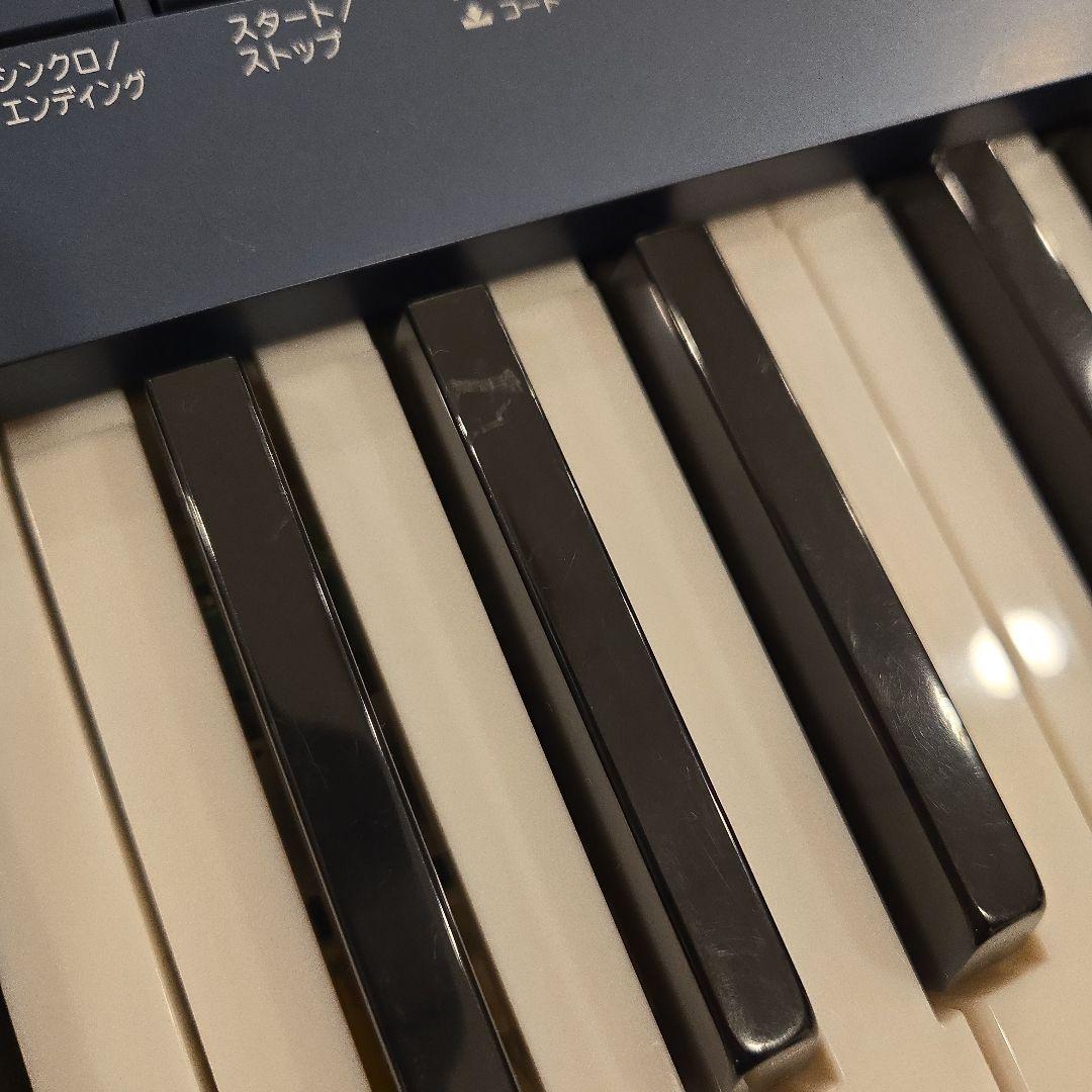 CASIO LK-215 電子キーボード 光ナビゲーション 61鍵