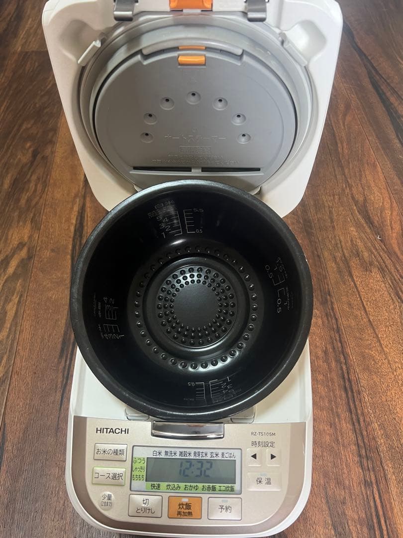 2022年製 日立　ジャー炊飯器　5.5合炊き　RZ-TS105M