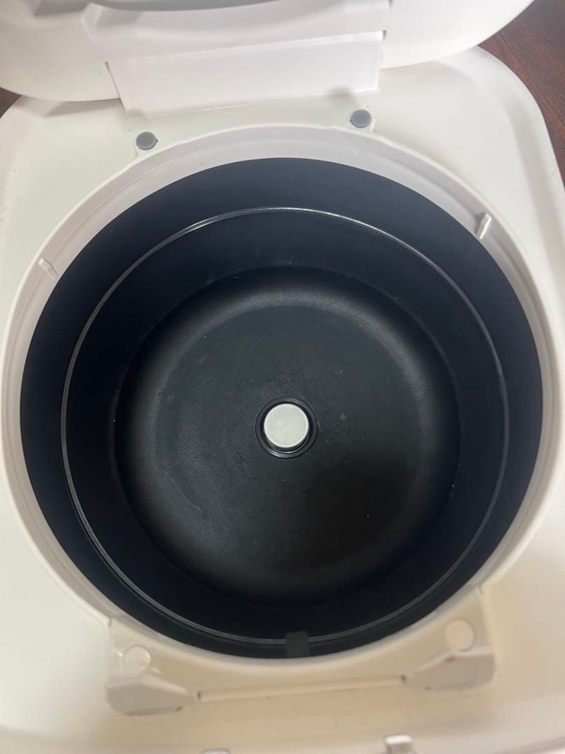 2022年製 日立　ジャー炊飯器　5.5合炊き　RZ-TS105M