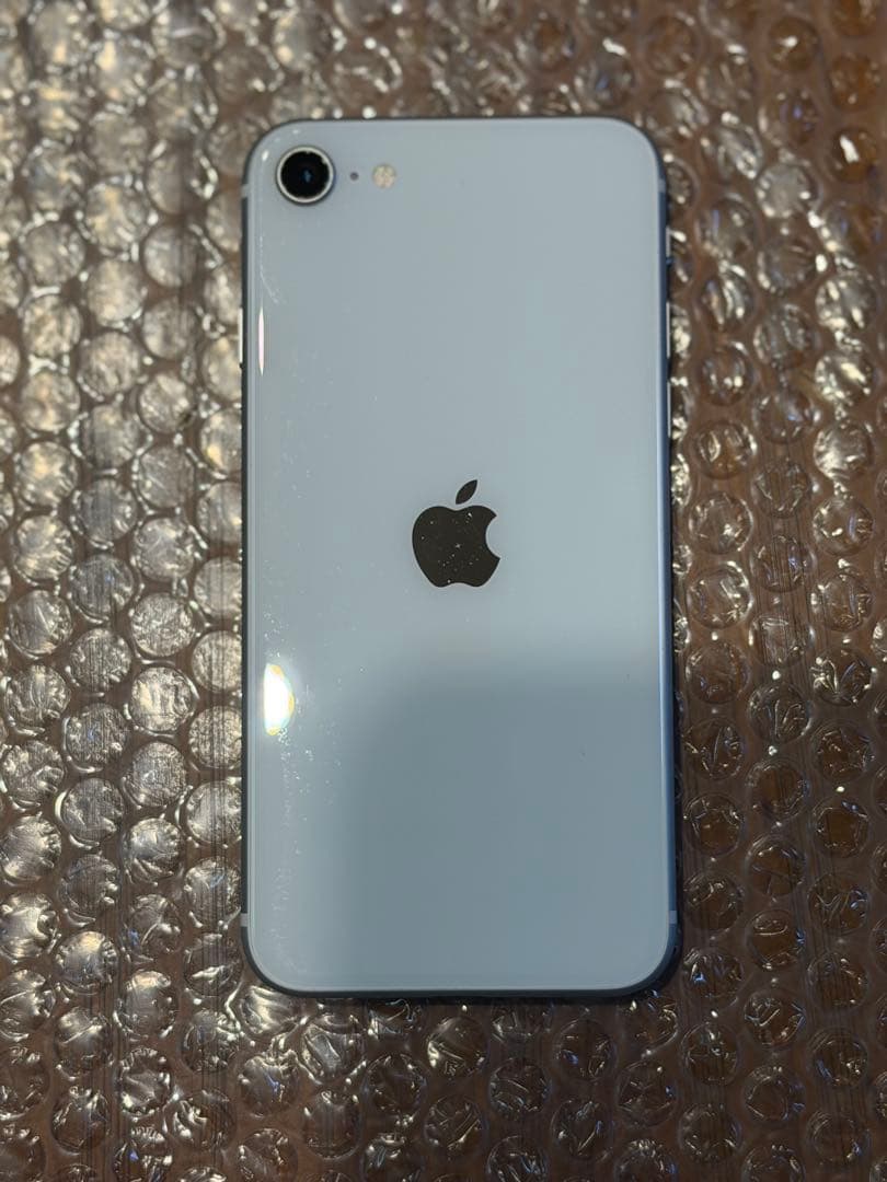 【値下げ✨美品】iPhoneSE2 64GB ホワイトSIMロックあり　au