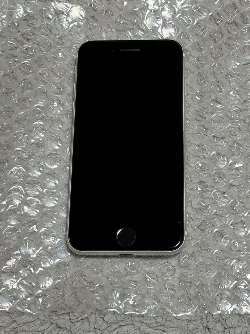 【値下げ✨美品】iPhoneSE2 64GB ホワイトSIMロックあり　au