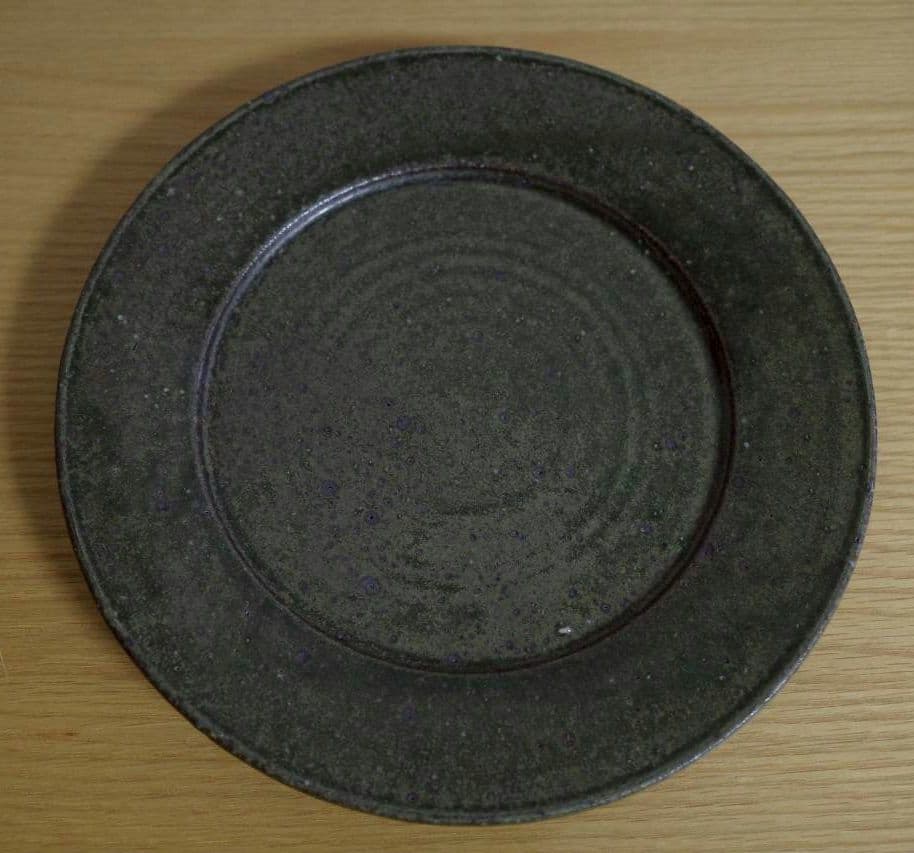 叶谷真一郎／鉄釉皿セット