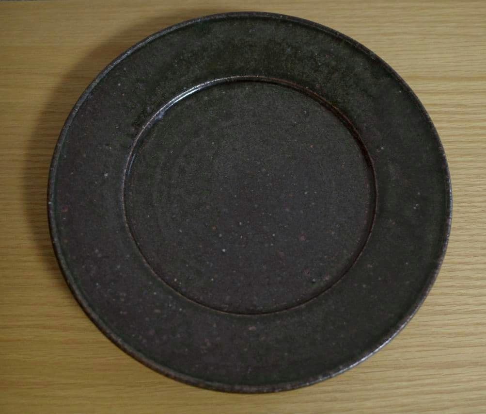 叶谷真一郎／鉄釉皿セット