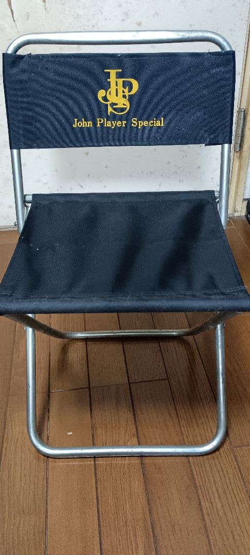 JPS ジョンプレーヤースペシャル　灰皿・ライター・収納缶　　　パイプイスセット