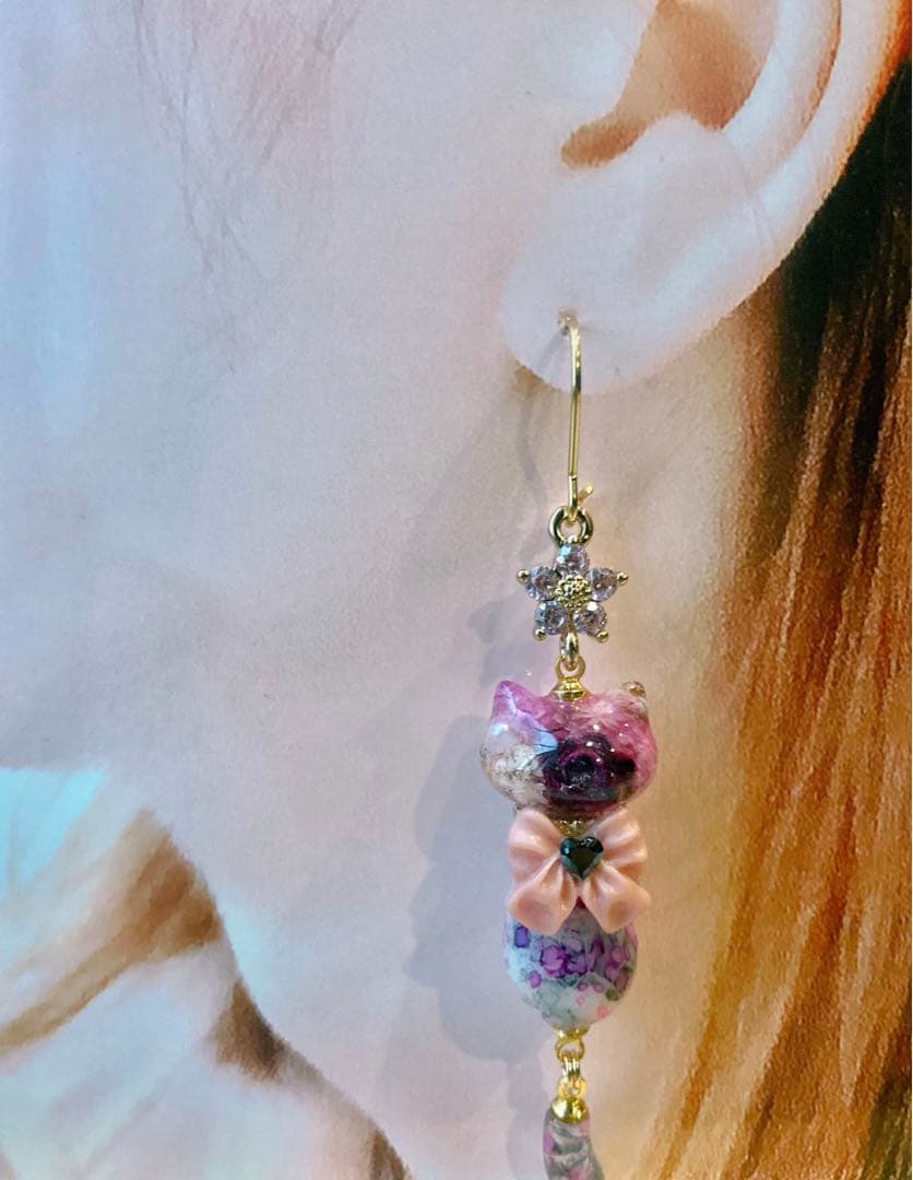 ゆめかわ♡ボタニカルにゃんこ♡　しっぽゆらゆら　ピアス/イヤリング✩
