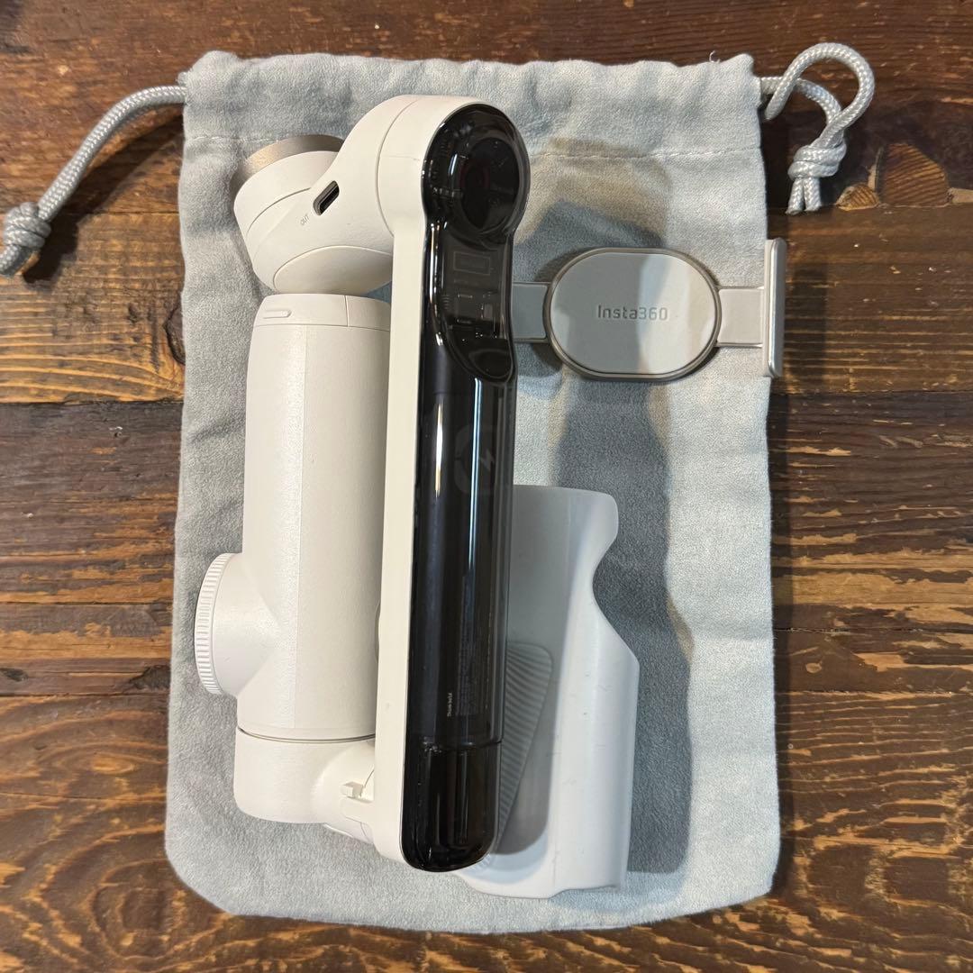 【美品】Insta360 flow Summit white