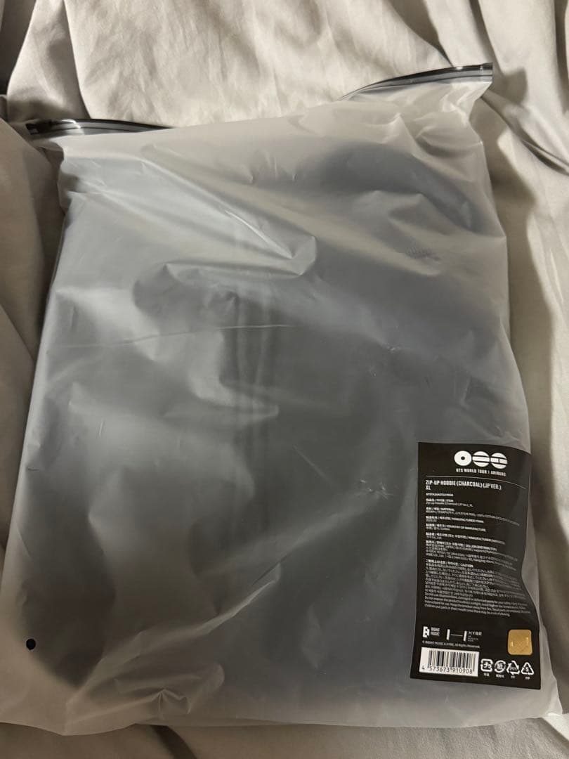 BTS ARIRANG フーディ　XLサイズ