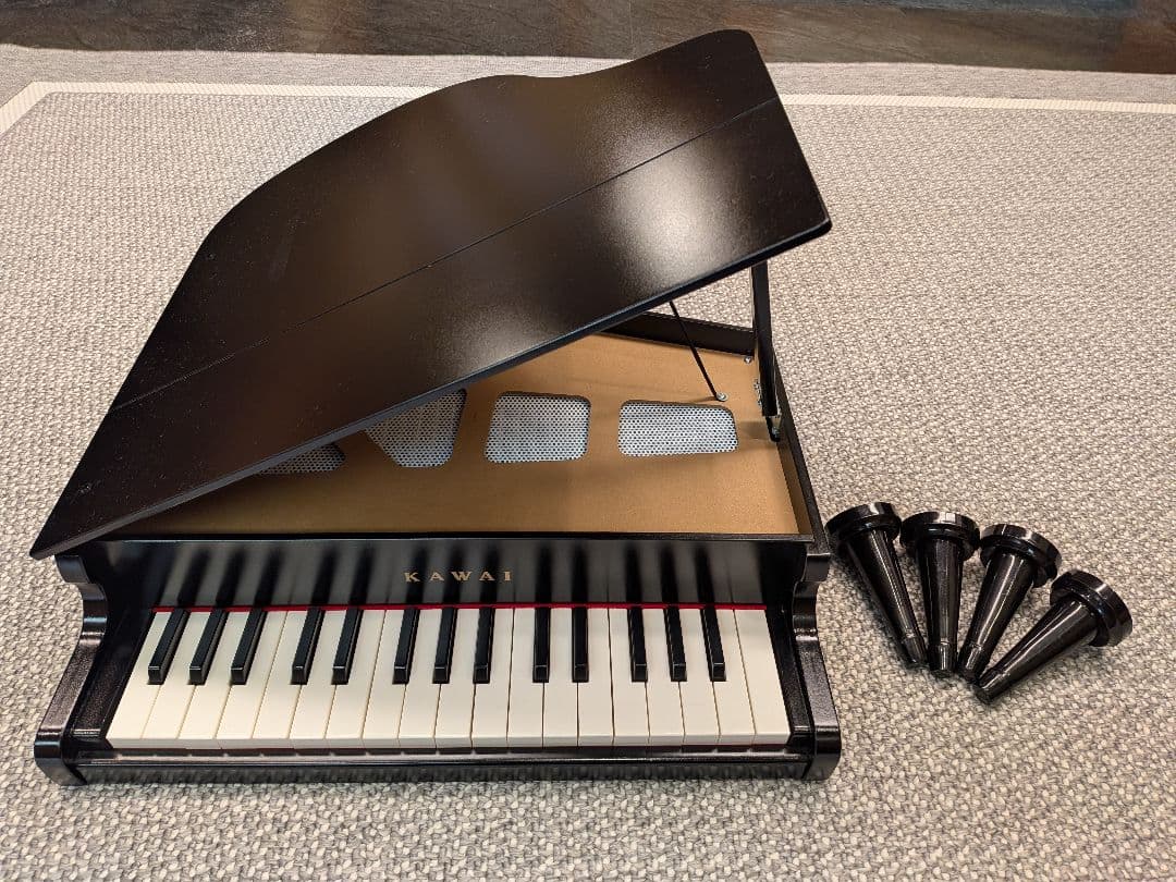 KAWAI カワイ ミニピアノ グランドピアノ 32鍵 黒色 ブラック 3歳〜
