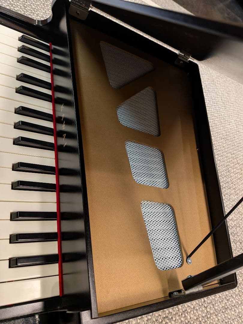 KAWAI カワイ ミニピアノ グランドピアノ 32鍵 黒色 ブラック 3歳〜