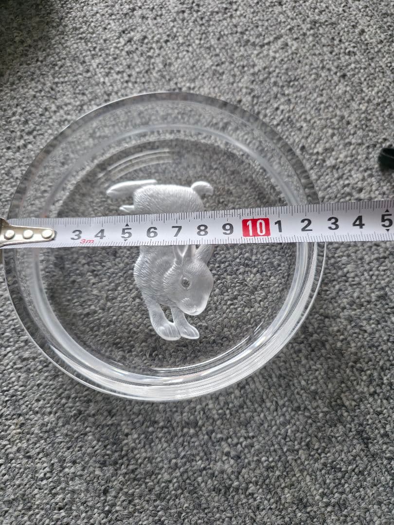 HOYA クリスタル皿 ウサギの彫刻付き