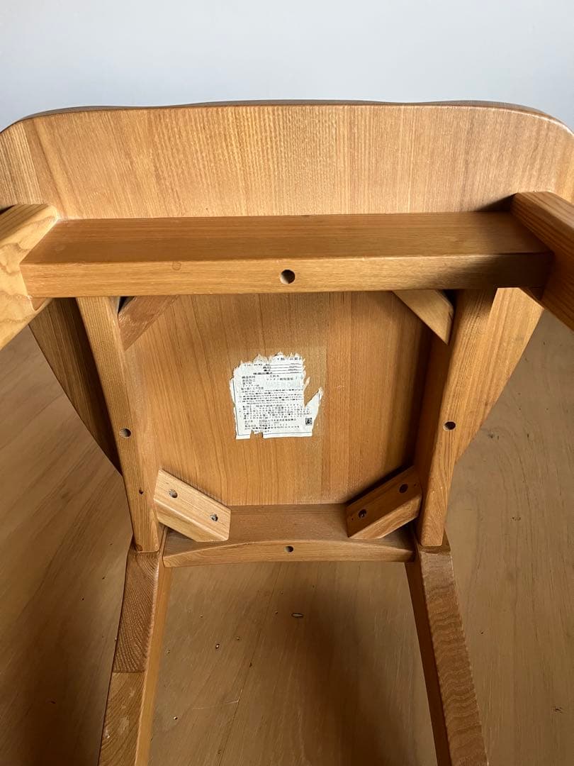 無垢材の椅子 タモ無垢材