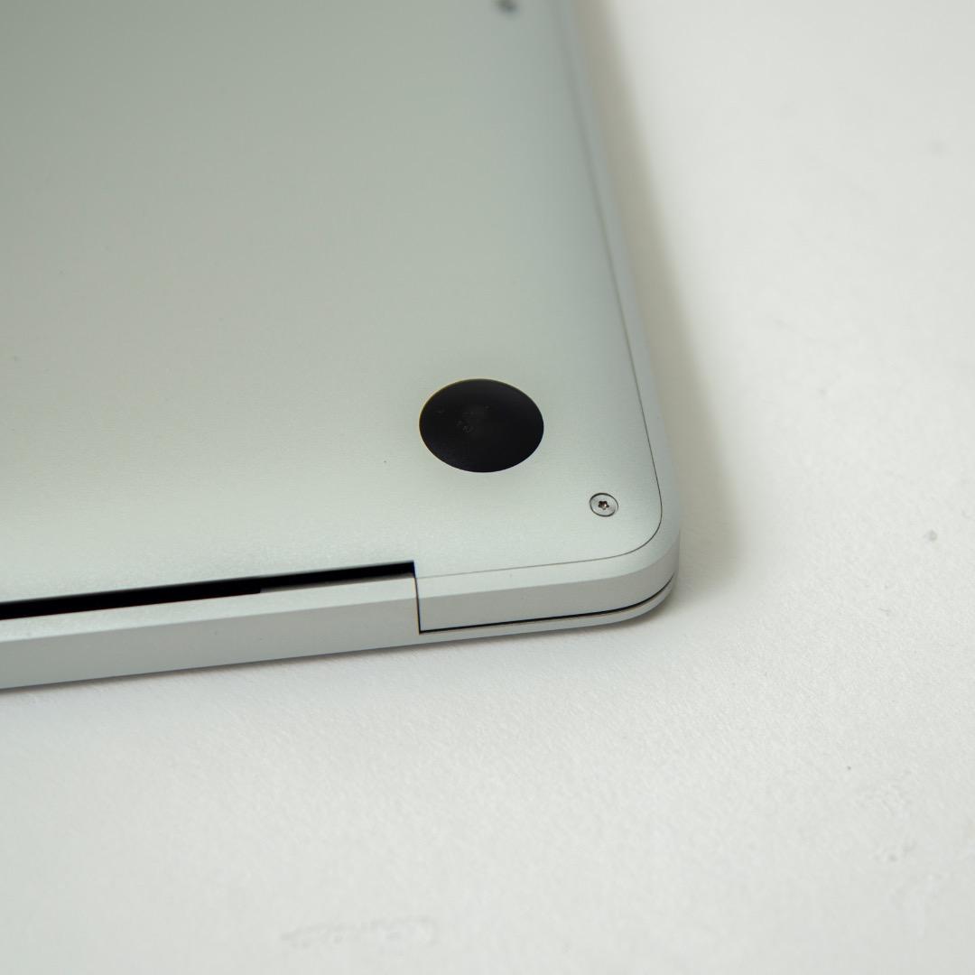 Apple Mac book M1 Air 2020 256GB 本体箱付