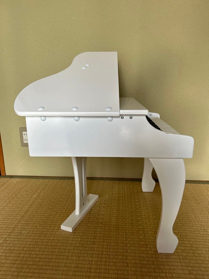 Hape ミニピアノ ホワイト