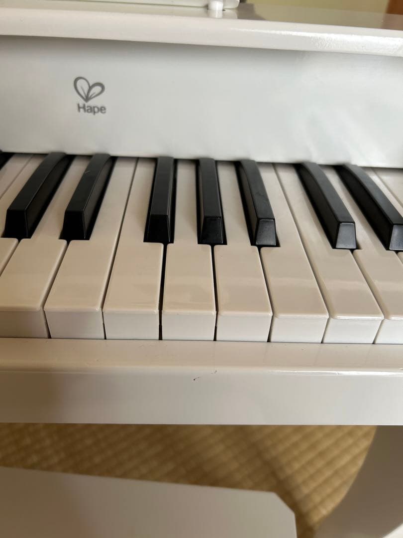 Hape ミニピアノ ホワイト