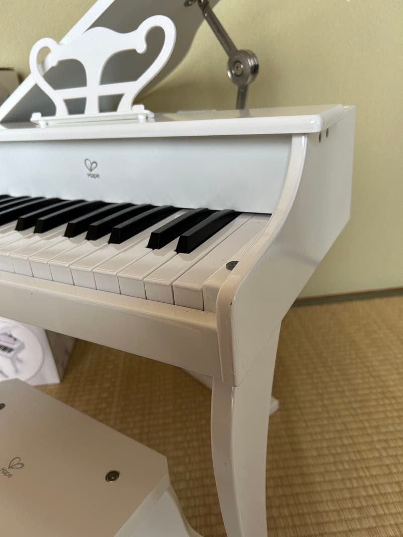 Hape ミニピアノ ホワイト