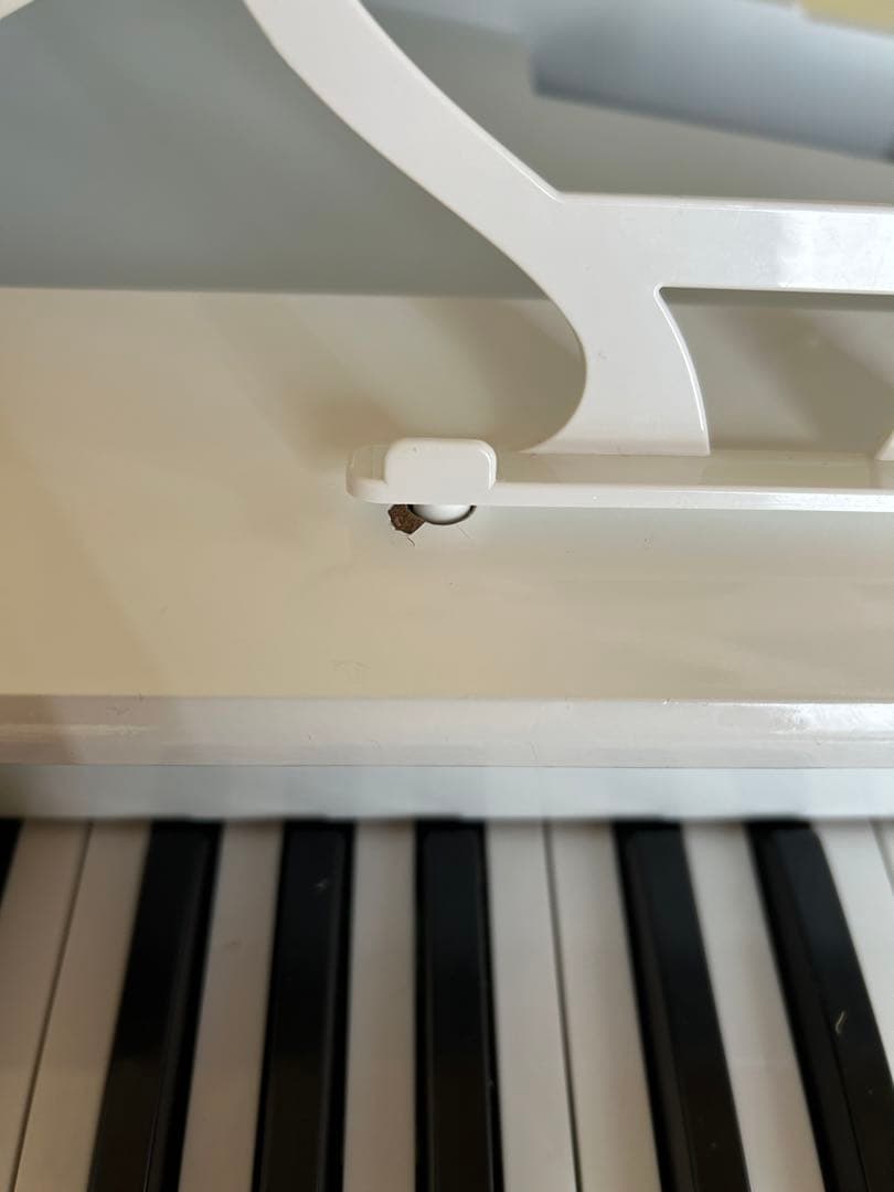 Hape ミニピアノ ホワイト