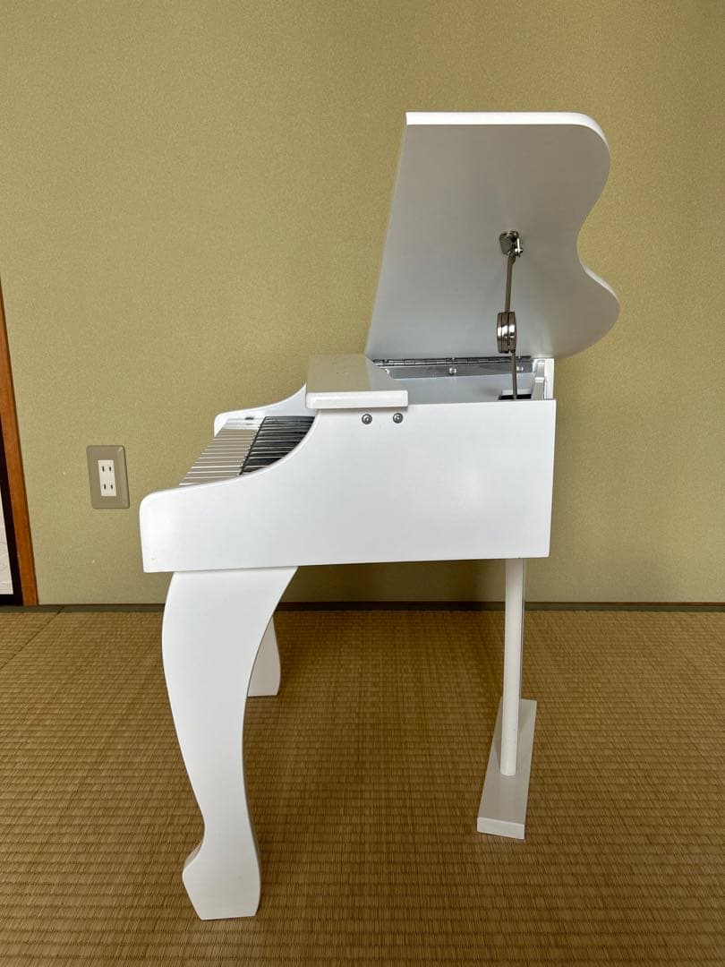 Hape ミニピアノ ホワイト