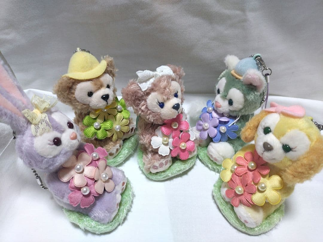 ディズニーシー　ダッフィーフレンズ スプリングインブルームぬいぐるみストラップ