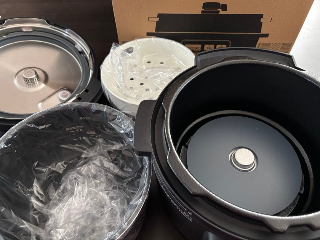 未使用アイリスオーヤマ電気圧力鍋ヘルシープラス 3.0L ブラック