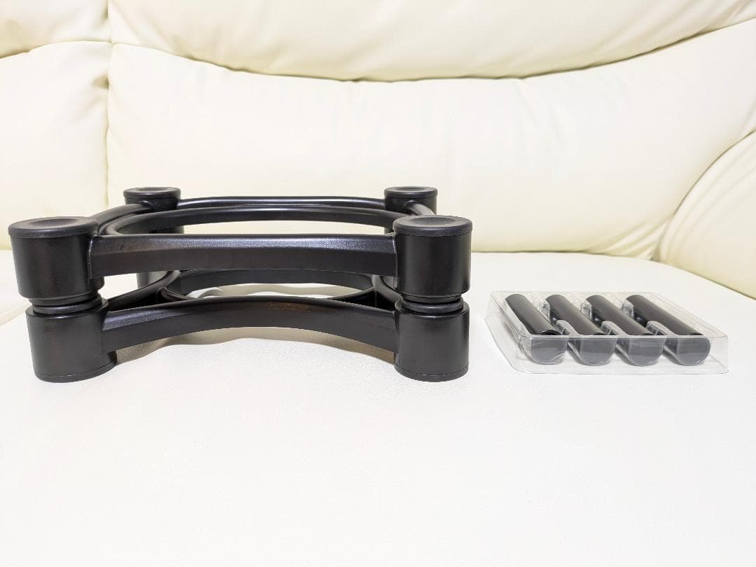 ろしろし ISO Acoustics ISO-200sub 2個セット