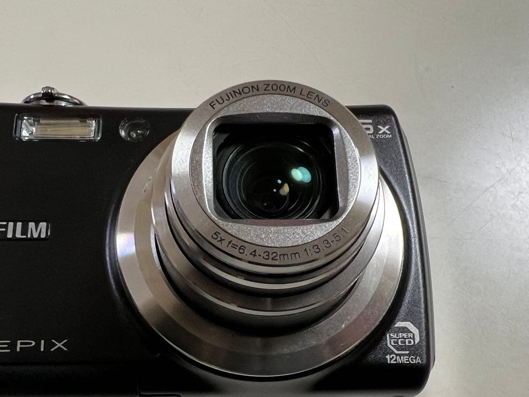 FUJIFILM/／富士フィルム　FinePix　F100fd