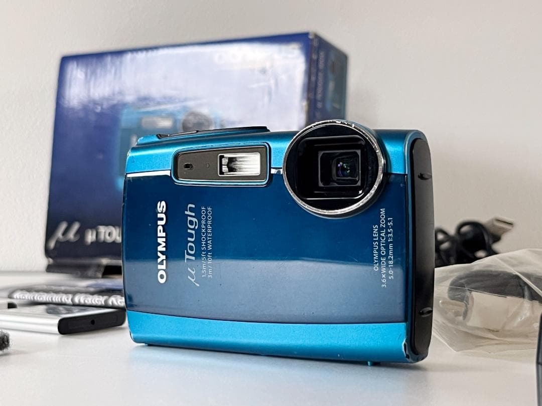 【購入時一式】OLYMPUS μ TOUGH-3000・未使用バッテリー付