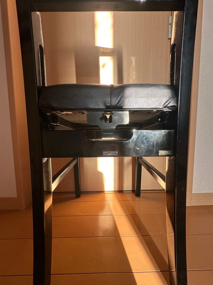 PEACOCKピアノ椅子