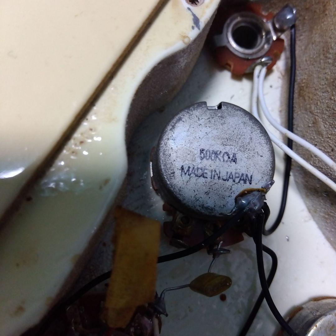 クリーム色 ＳＧ....エレキギター ハムバッカー