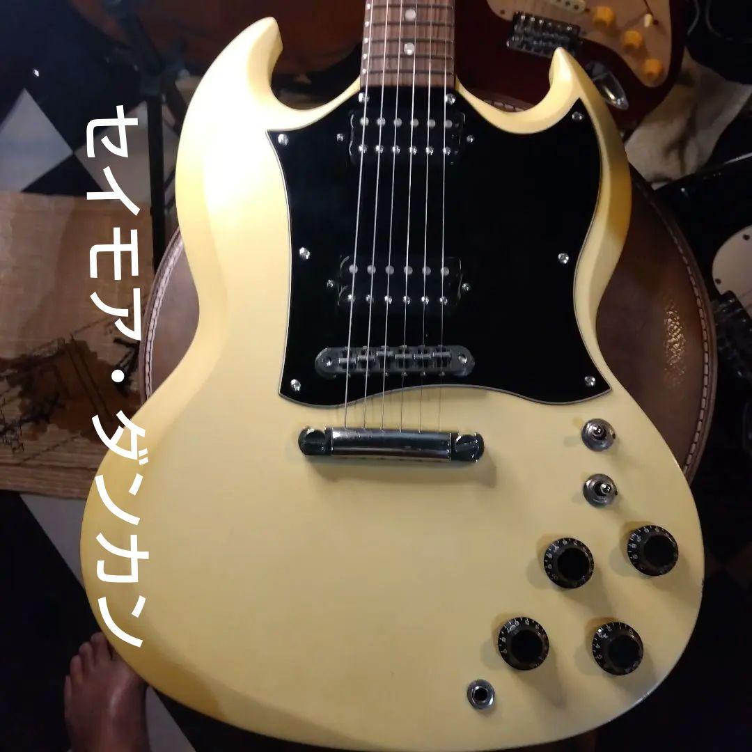 クリーム色 ＳＧ....エレキギター ハムバッカー