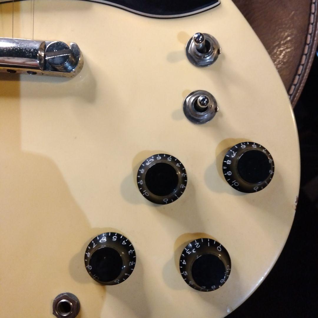 クリーム色 ＳＧ....エレキギター ハムバッカー