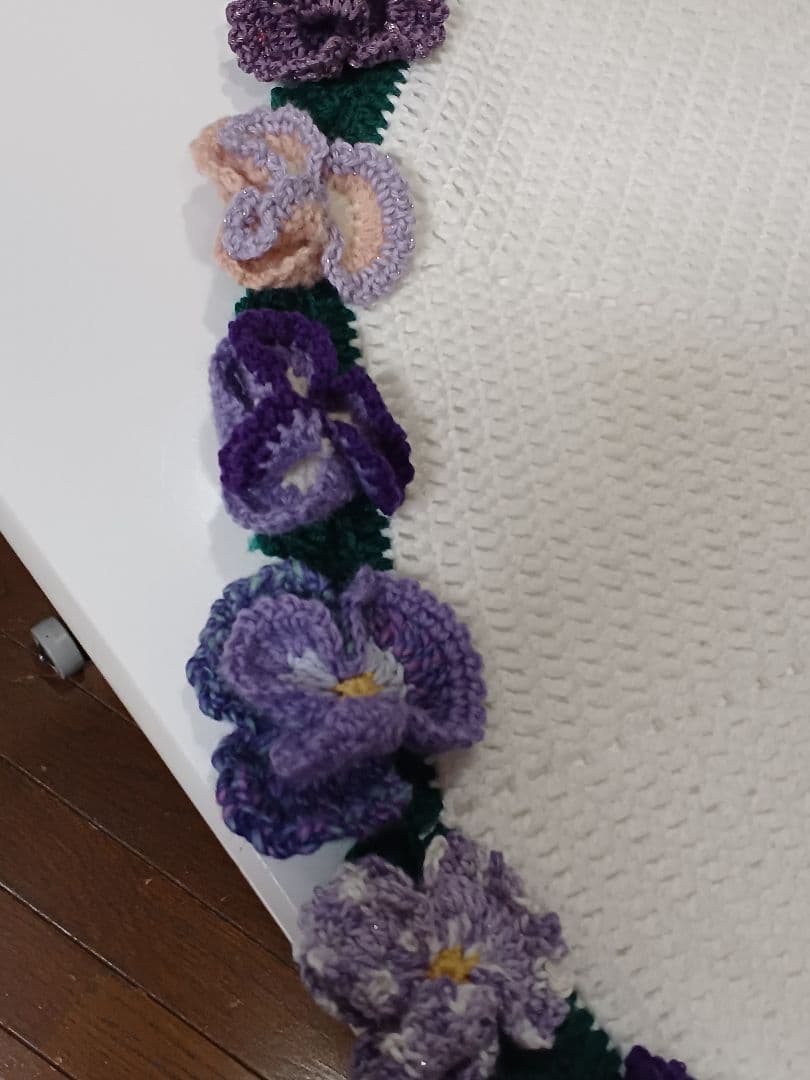 パンジーの　花束ブランケット　カシミア100%で温か