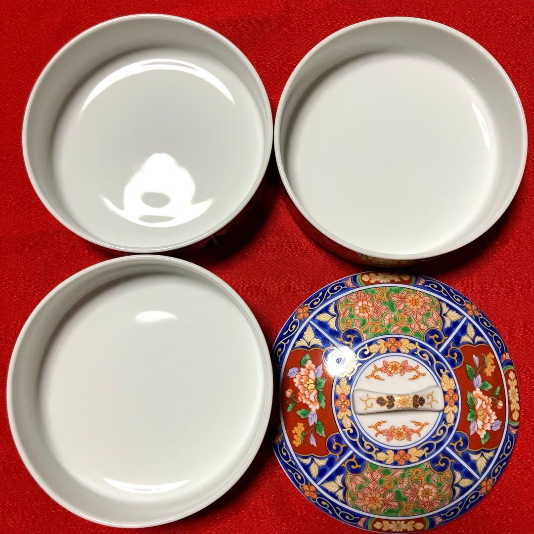 昇龍窯　古伊万里　金彩草花紋三段重　唐草色絵　蓋付き重箱　お節　お祝い