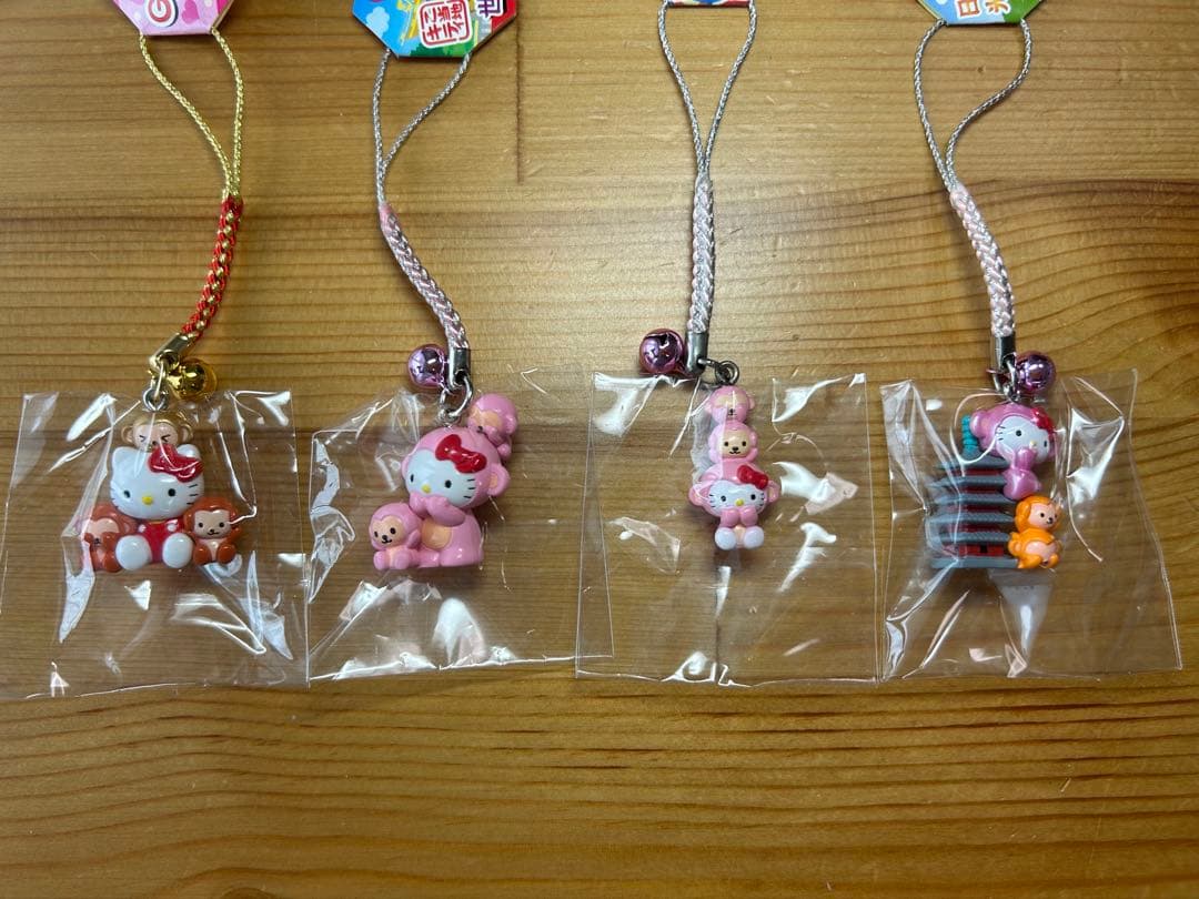 ご当地キティ 根付け ストラップ 日光 お猿さん 4種 見ざる言わざる聞かざる