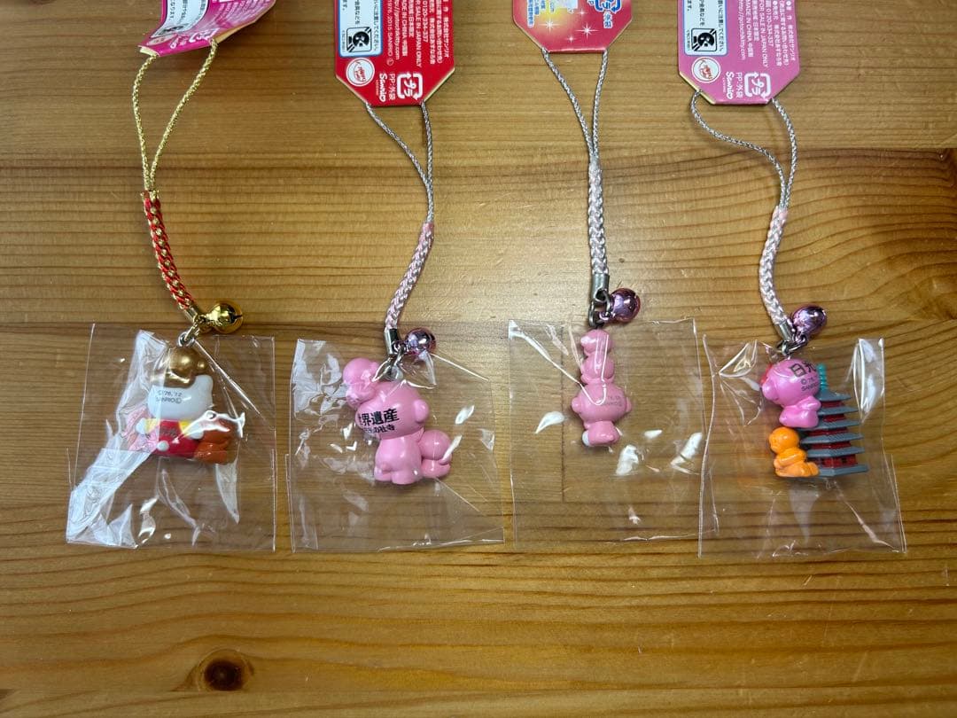 ご当地キティ 根付け ストラップ 日光 お猿さん 4種 見ざる言わざる聞かざる