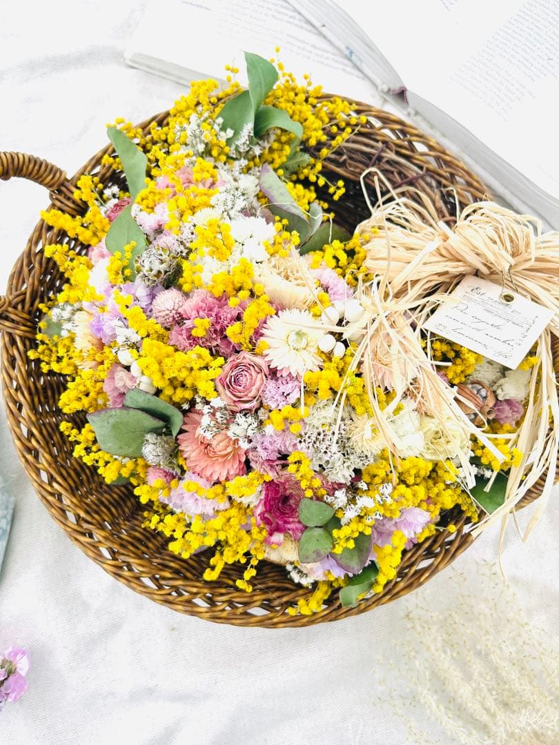 ミモザ　リース　スワッグ　ブーケ　スターチス ラナンキュラス チューリップ