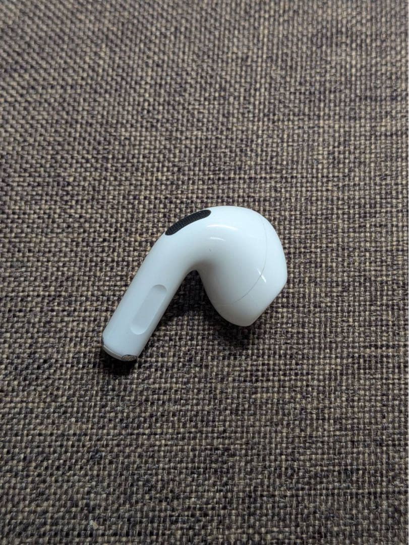 Apple AirPods 4世代 片耳 R 片方 右耳 762