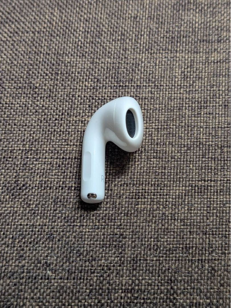 Apple AirPods 4世代 片耳 R 片方 右耳 762