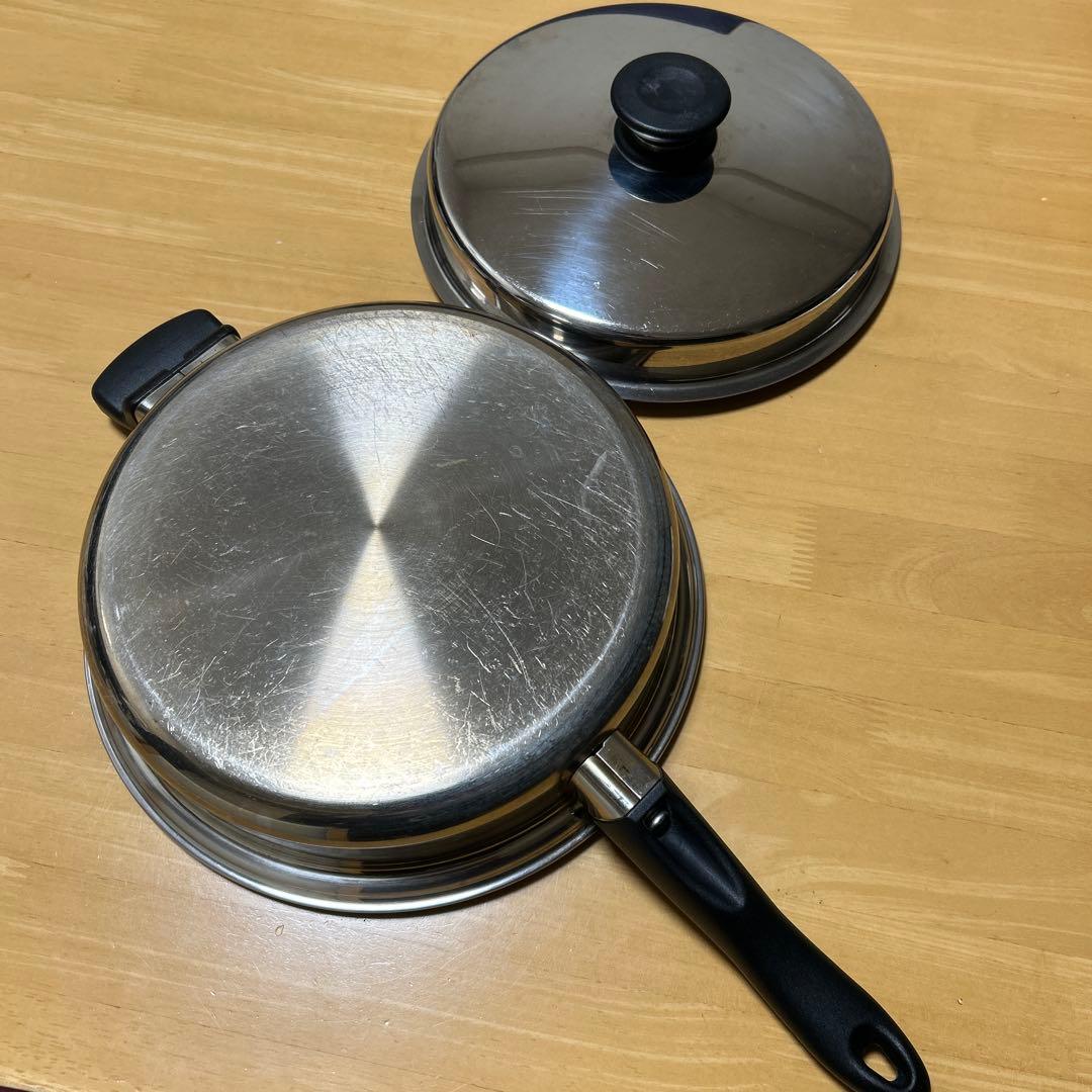 アムウェイ　大フライパン（フタ付）ステンレス　ガス火、IH可能　➕DVD