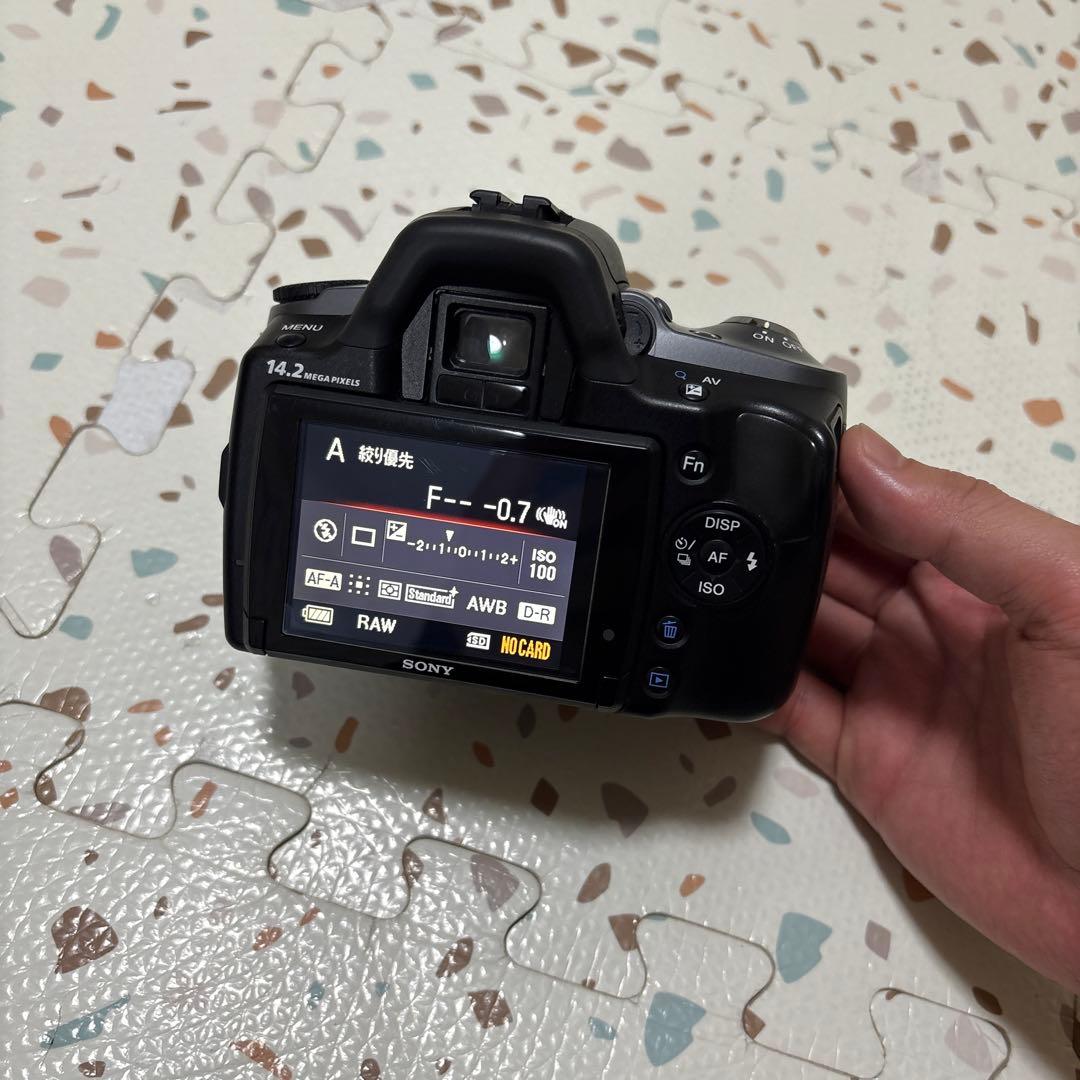 SONY α380 極美品　シャッター回数 4675 バッテリー　充電器　付属