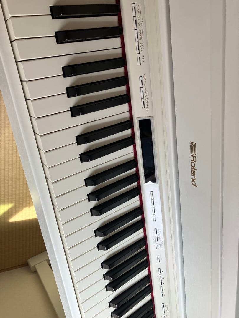 Roland HP603A ホワイト 電子ピアノ 椅子付き