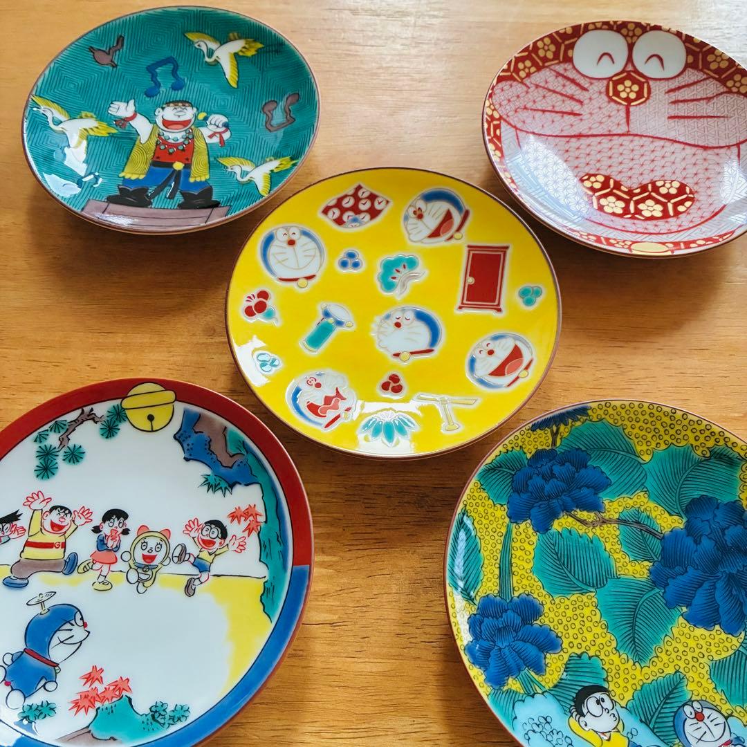 ドラえもん　九谷焼　5枚セット　箱付き　美品　未使用品