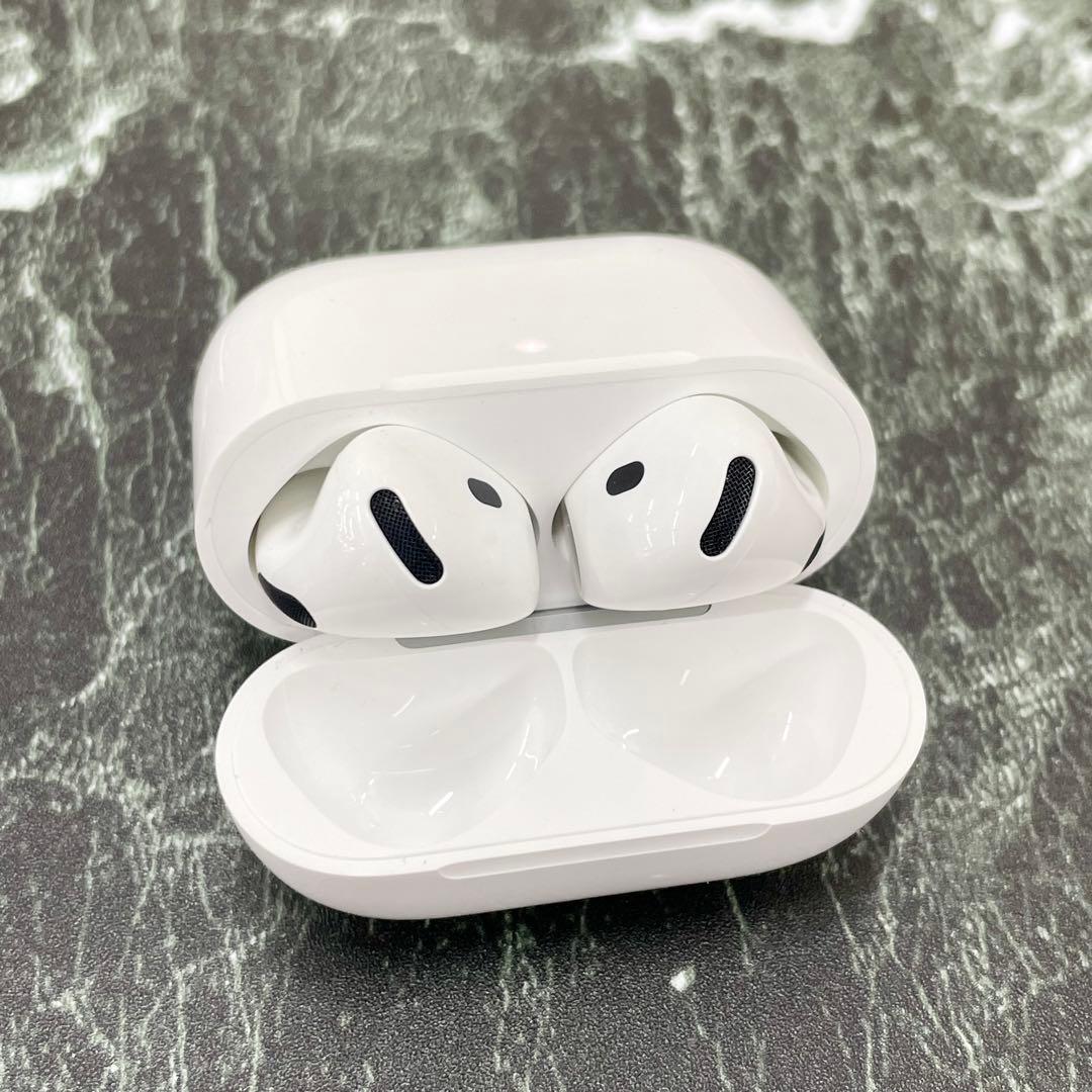 AirPods（第4世代）アクティブノイズキャンセリング搭載 mxp93j/a