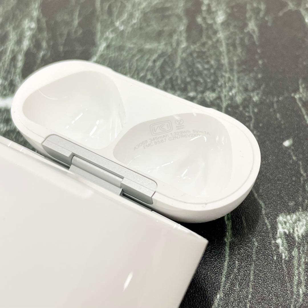 AirPods（第4世代）アクティブノイズキャンセリング搭載 mxp93j/a