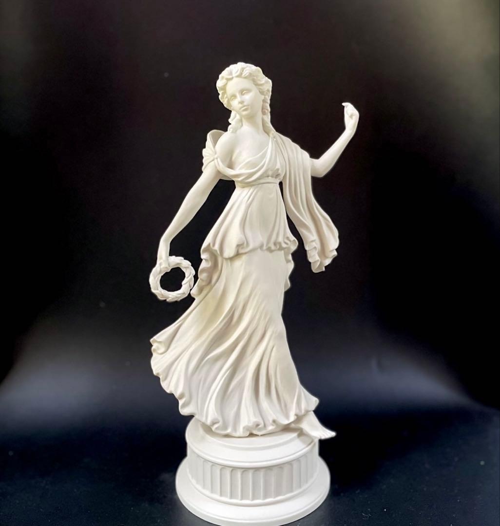 ウェッジウッド ジャスパー フィギュリン　　　　　　【ダンシングアワーNO.2】