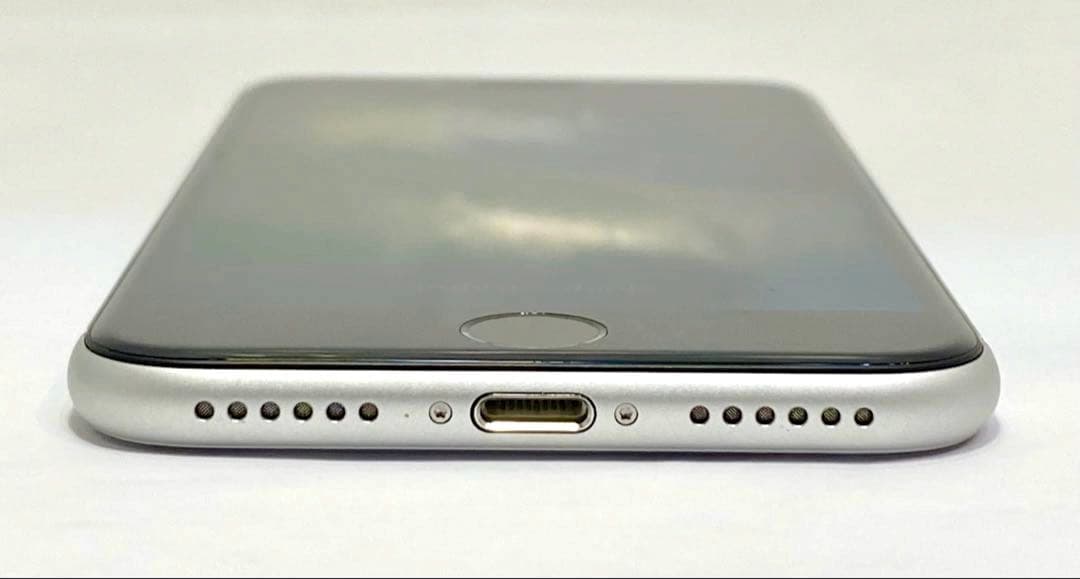 iPhone SE 第2世代 64GB ホワイト SIMロック解除済 93%