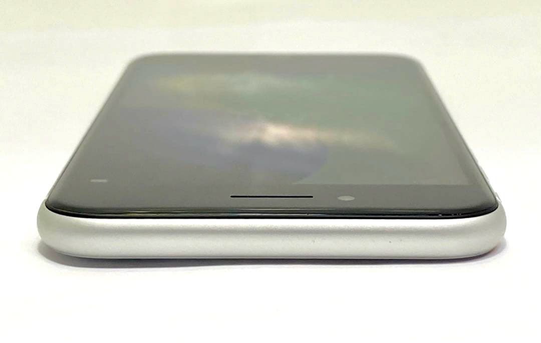 iPhone SE 第2世代 64GB ホワイト SIMロック解除済 93%